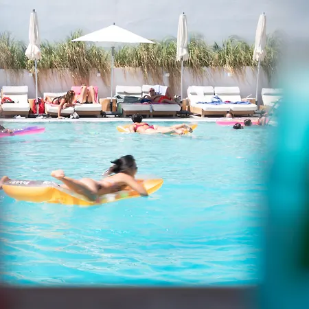 Kamari Beach Hotel 3* Kamari (Santorini)