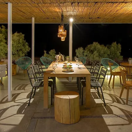 Otel Kamari Beach Hotel